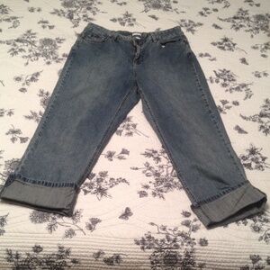 Liz & Co stretch Capri's